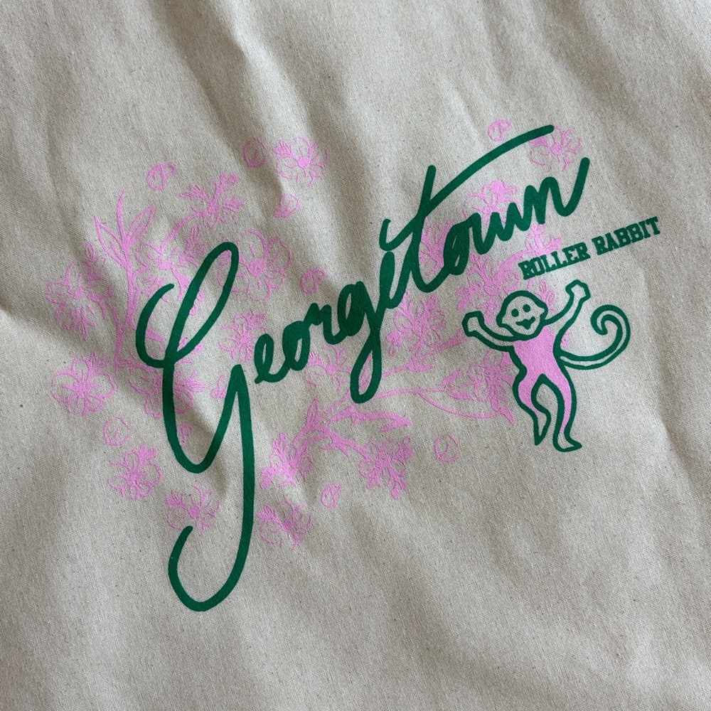 2026 Limited Edition Georgetown DC Popup Roller Rabbit Beige Graphic Tote Bag - Picture 2 of 2